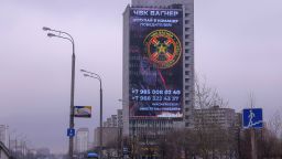 An advertising screen, which promotes to join Wagner private mercenary group, is on display on the facade of a building in Moscow, Russia, March 27, 2023. A slogan on the screen reads: "Join the team of victors!"  REUTERS/Evgenia Novozhenina