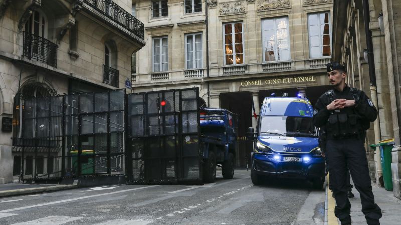 France braces for ruling on Macron’s plan to raise retirement age | CNN