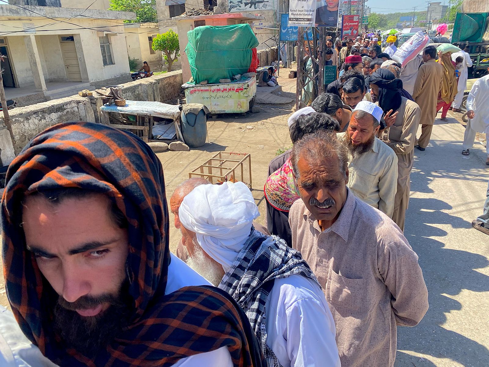 1600px x 1200px - An economic crisis in Pakistan means many are going hungry during Ramadan |  CNN Business