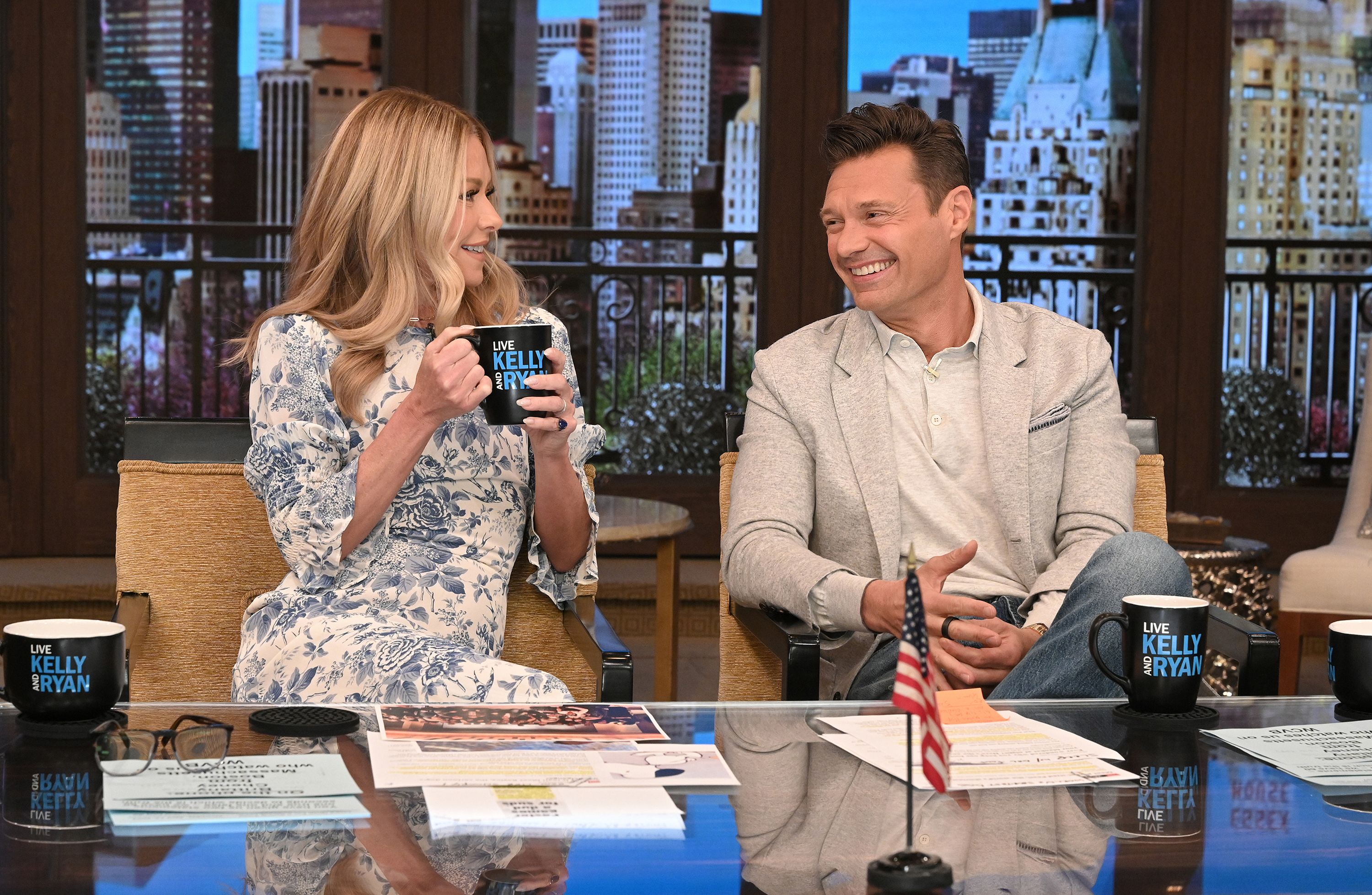 Live with Kelly and Ryan' says goodbye to Ryan Seacrest | CNN