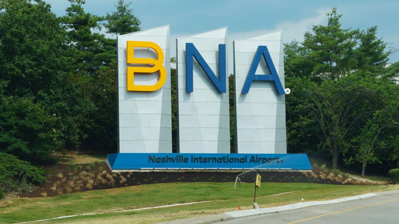 Noxious odor at Nashville airport leads FAA to issue a temporary ground