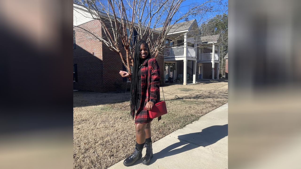 Keke Smith was "always smiling" and looked forward to attending the University of Alabama, her cousin said.