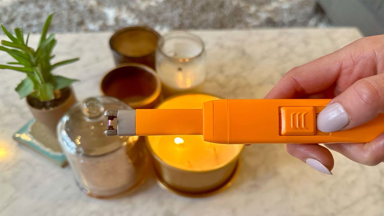 USB Lighter Lead No Border