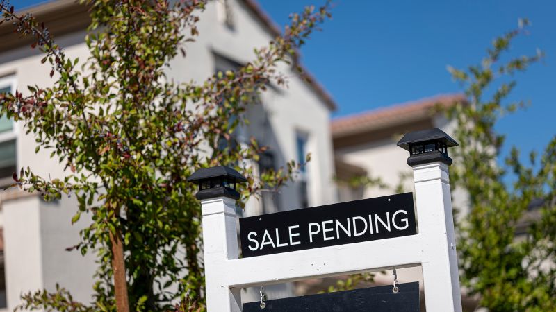 NextImg:Black homeowners had the smallest wealth gains over the past decade | CNN Business