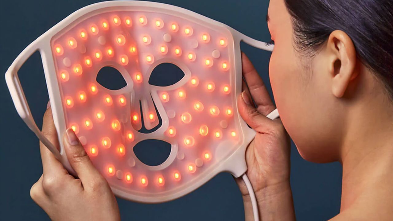 currentbody-skin-red-light-therapy-lead.jpg