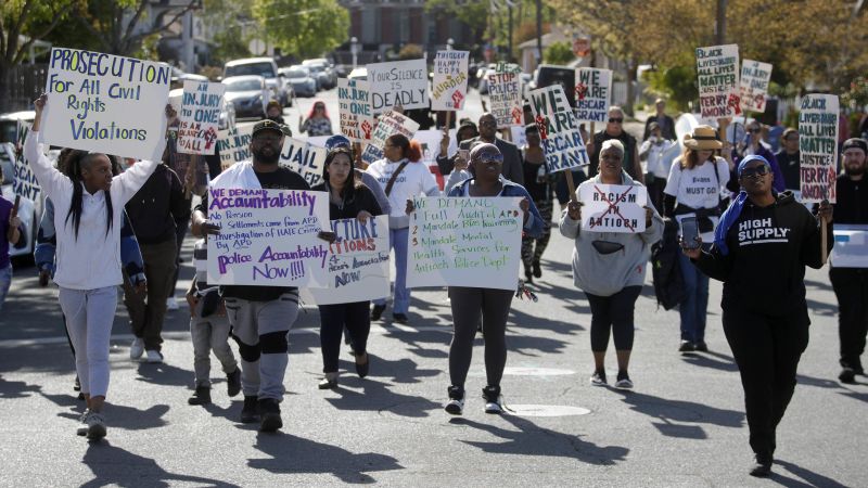 NextImg:Report on racist messages sent among Antioch, California, police officers sparks protest | CNN