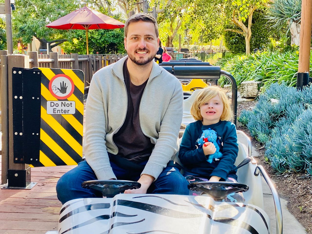 Jeffs says he's now rediscovering the magic of theme parks with his two daughters.