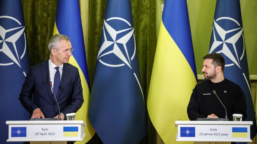 NATO Secretary-General Jens Stoltenberg and Ukraine's President Volodymyr Zelenskiy attend a joint news briefing, amid Russia's attack on Ukraine, in Kyiv, Ukraine April 20, 2023. REUTERS/Alina Yarysh