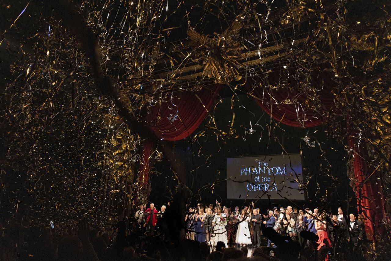 Cast and crew members take a final bow on Sunday, April 16, after the <a href="https://www.cnn.com/2022/11/29/entertainment/the-phantom-of-the-opera-broadway-longer-extension/index.html" target="_blank">final Broadway performance</a> of "The Phantom of the Opera."