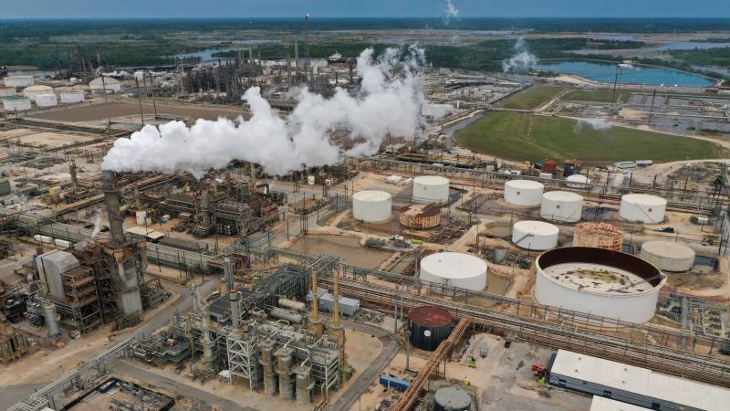 NextImg:Is Big Oil running out of gas? | CNN Business