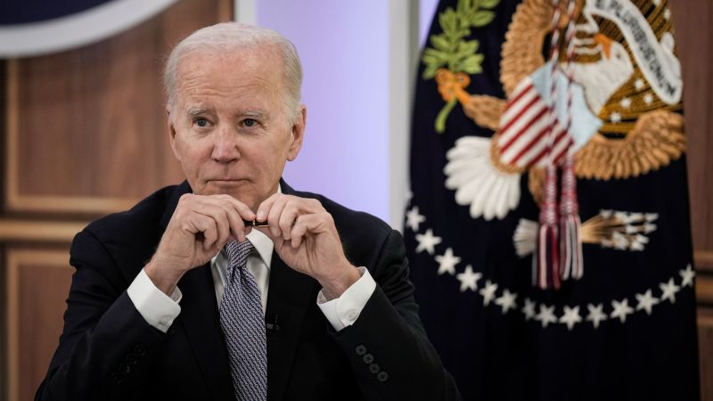 Heat rises on Biden as Democratic squeamishness over debt showdown emerges