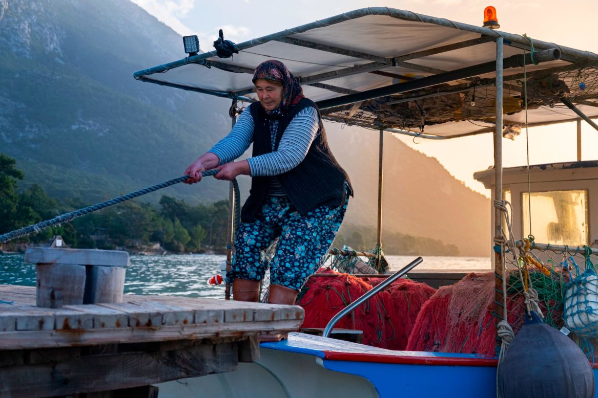 Working with local fishing communities -- whose livelihoods had been affected by the dearth of fish -- Kizilkaya and his team established no-take zones around the bay. 