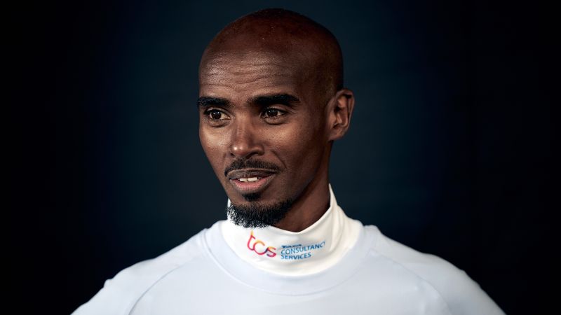 NextImg:Mo Farah prepares for his 'last' London Marathon amid prospect of potential protests | CNN