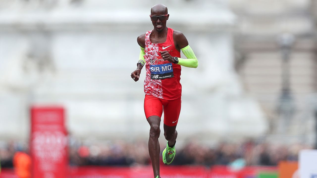 Farah running the London Marathon in 2019.