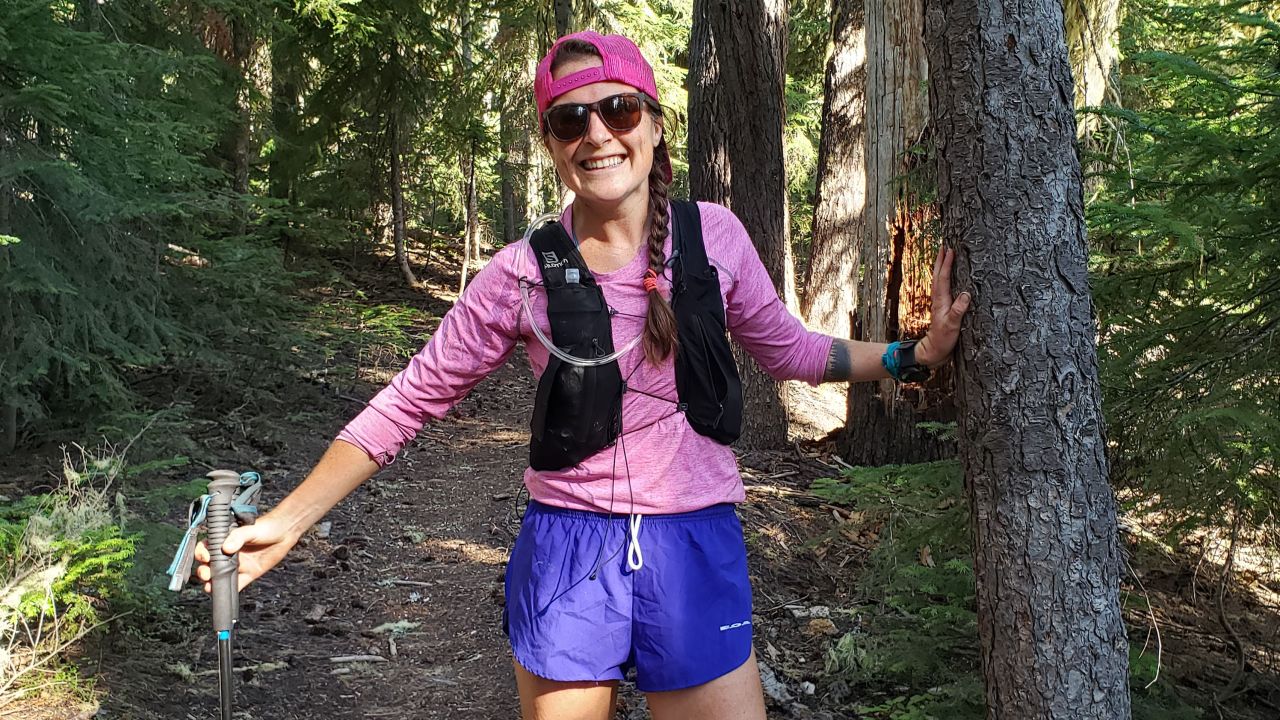 Emily Halnon runs through Diamond Peak Wilderness on the Pacific Crest Traail.