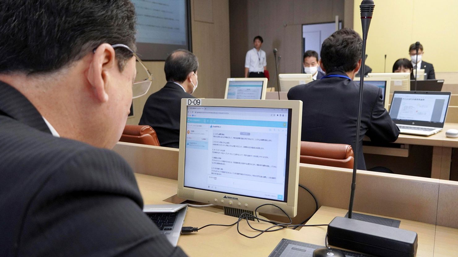 An official of the Yokosuka municipal government uses ChatGPT at the city hall in Japan's Kanagawa prefecture on April 20, 2023. 
