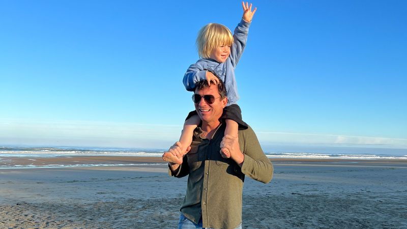 NextImg:To my son, born in the climate crisis: I see signs of hope | CNN