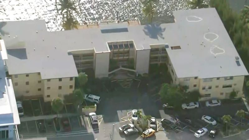 NextImg:Residents in South Florida condo building have until Tuesday to evacuate after building deemed unsafe | CNN