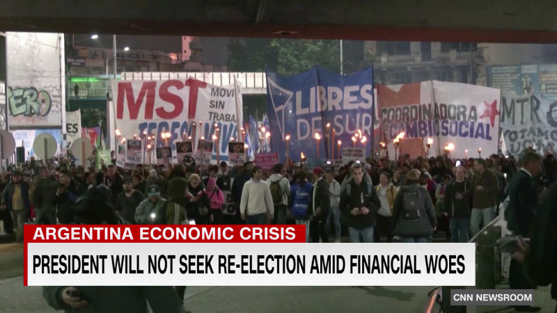 Argentina S President Won T Seek Reelection Amid Economic Crisis CNN   230423034916 Exp Argentina Economic Crisis Rafael Romo Fst 042312aseg1 Pkg Cnni World 00002130 