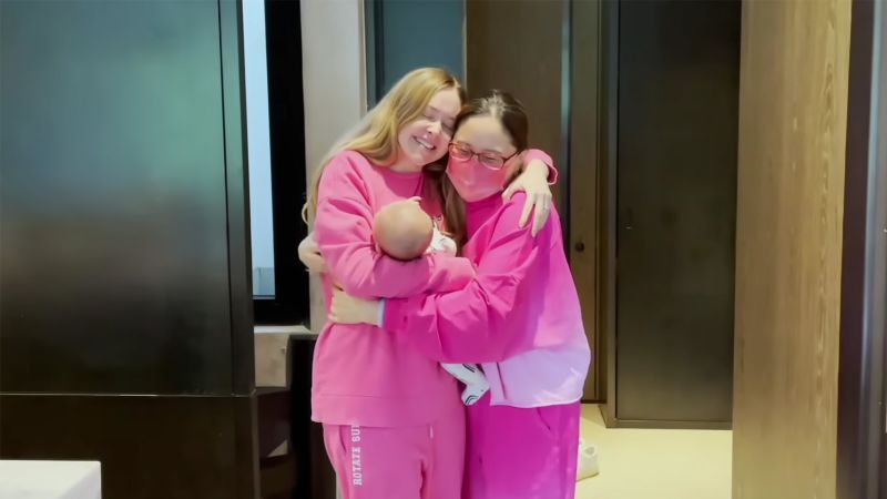 NextImg:Chinese postpartum confinement, called 'zuo yue zi,' is gaining Western appeal | CNN