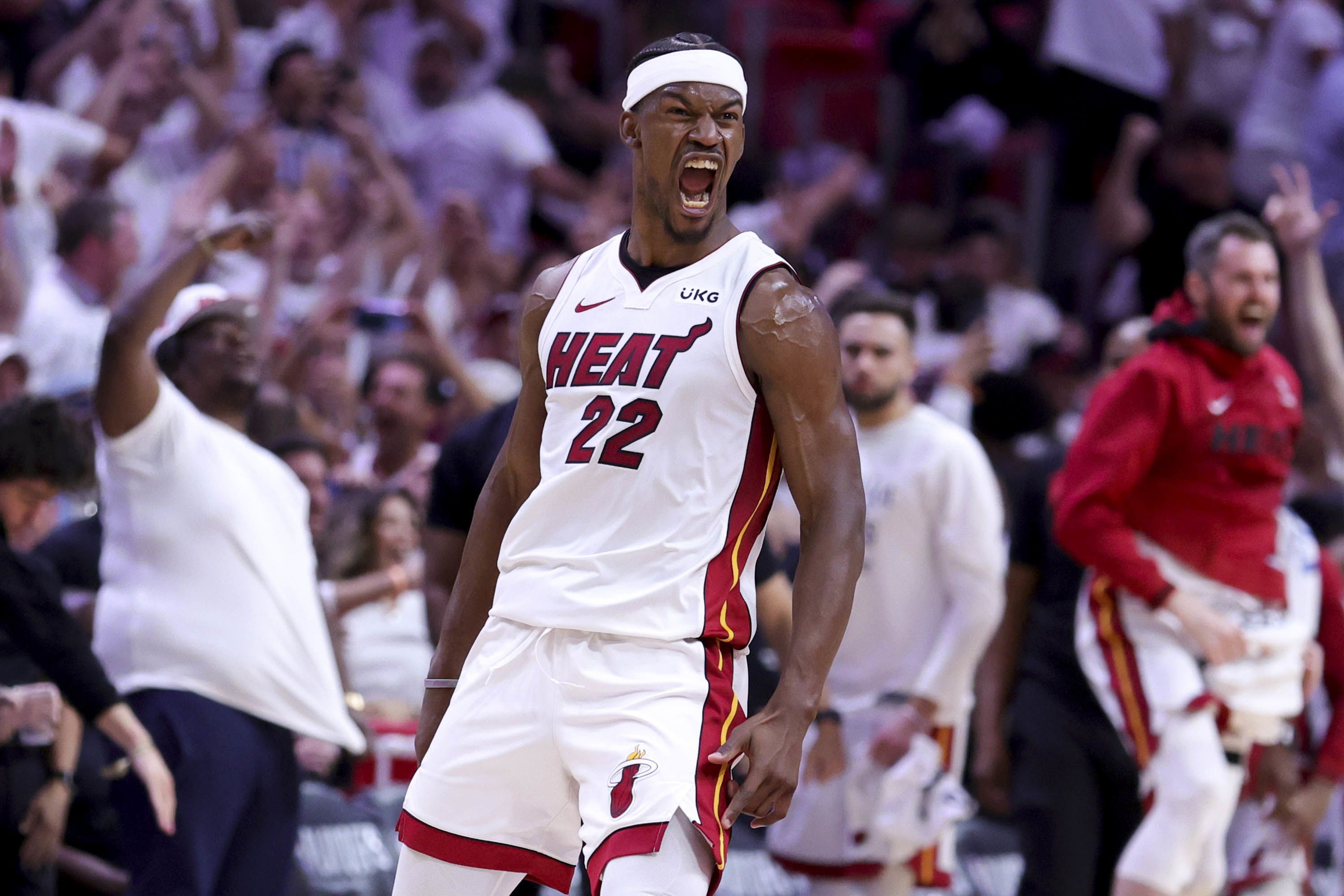 Jimmy Butler scores franchise record 56 points as Miami Heat takes