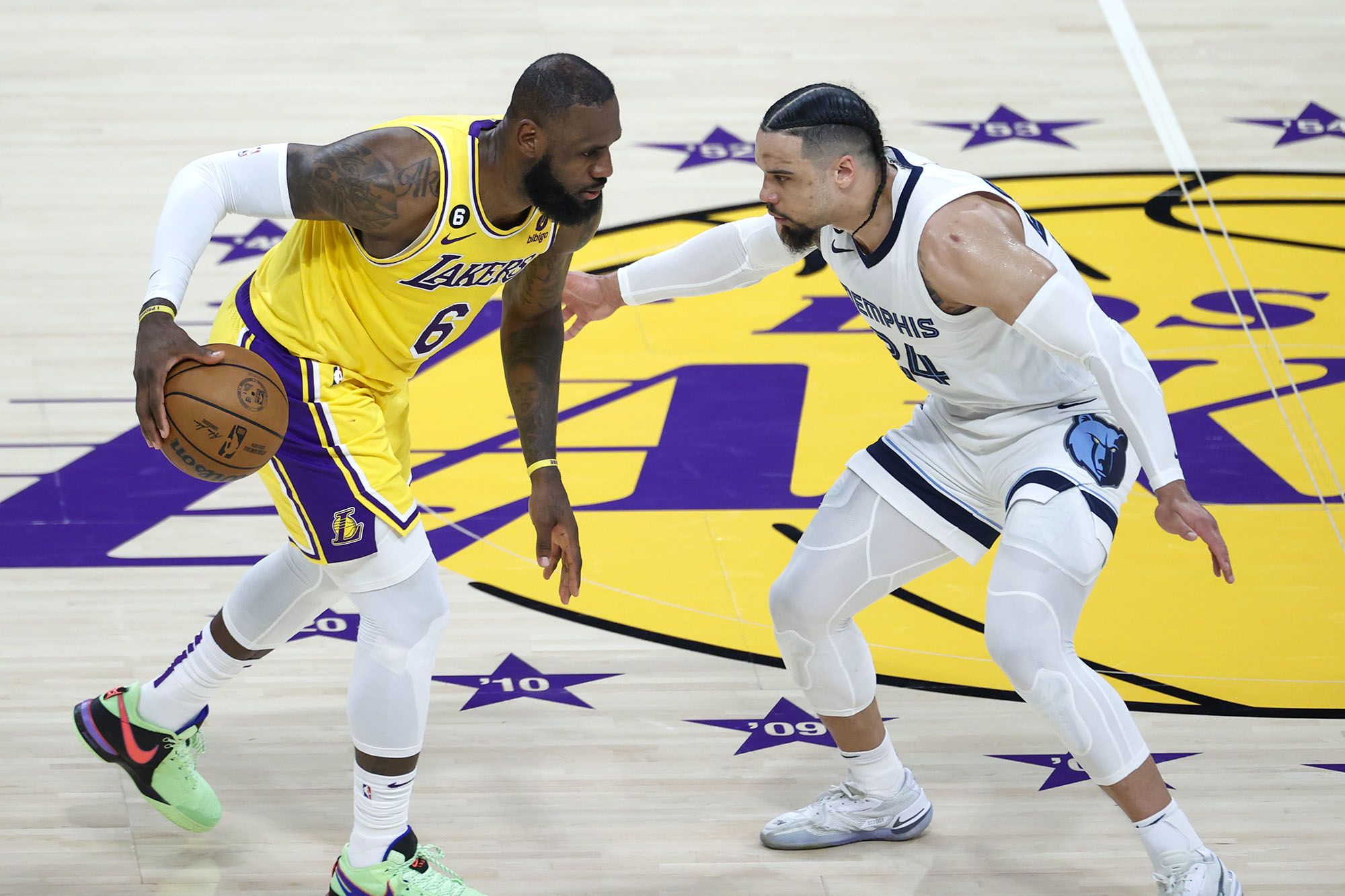 Old' LeBron James leaves young Grizzlies on the brink after Game 4