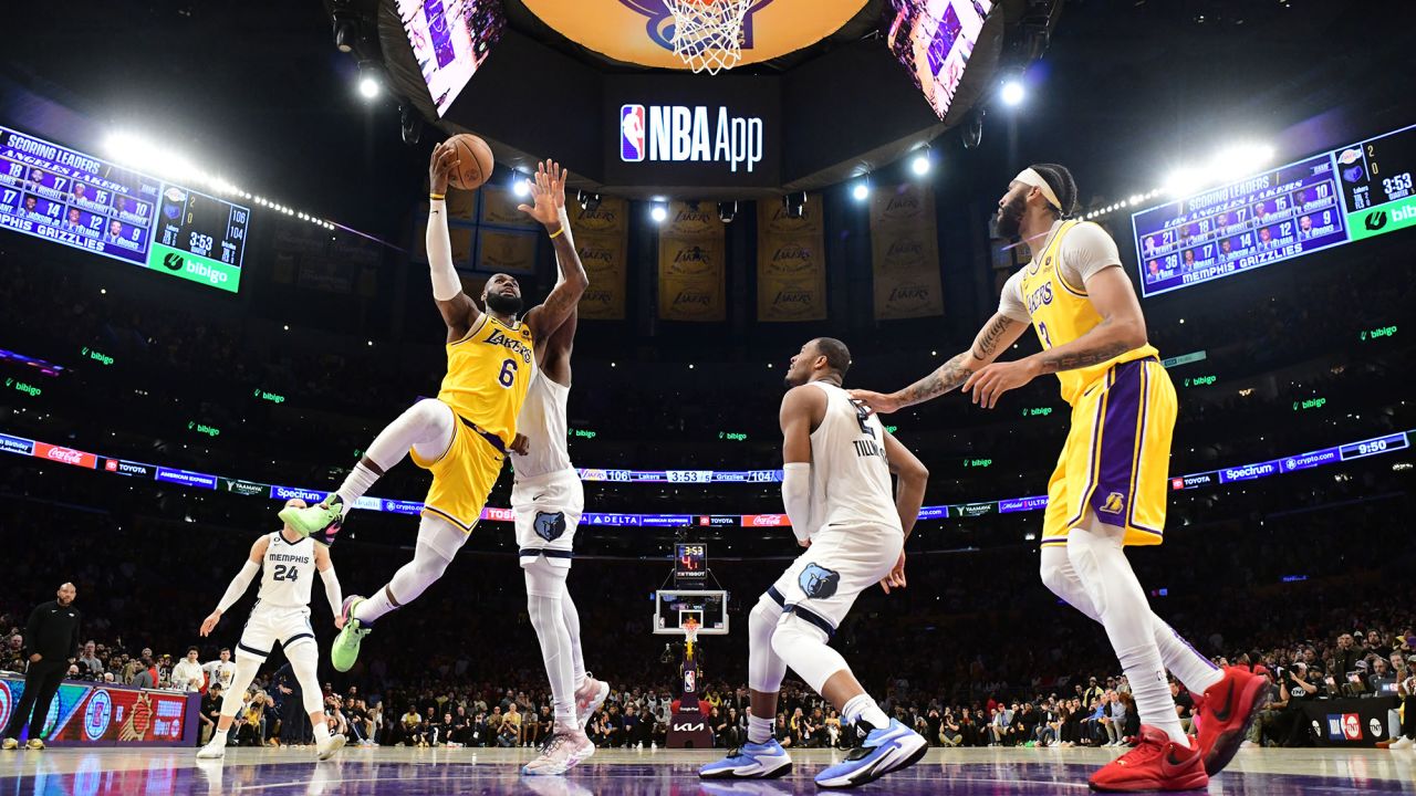 The 19-time All-Star scored 22 points to go with an incredible 20 rebounds. 