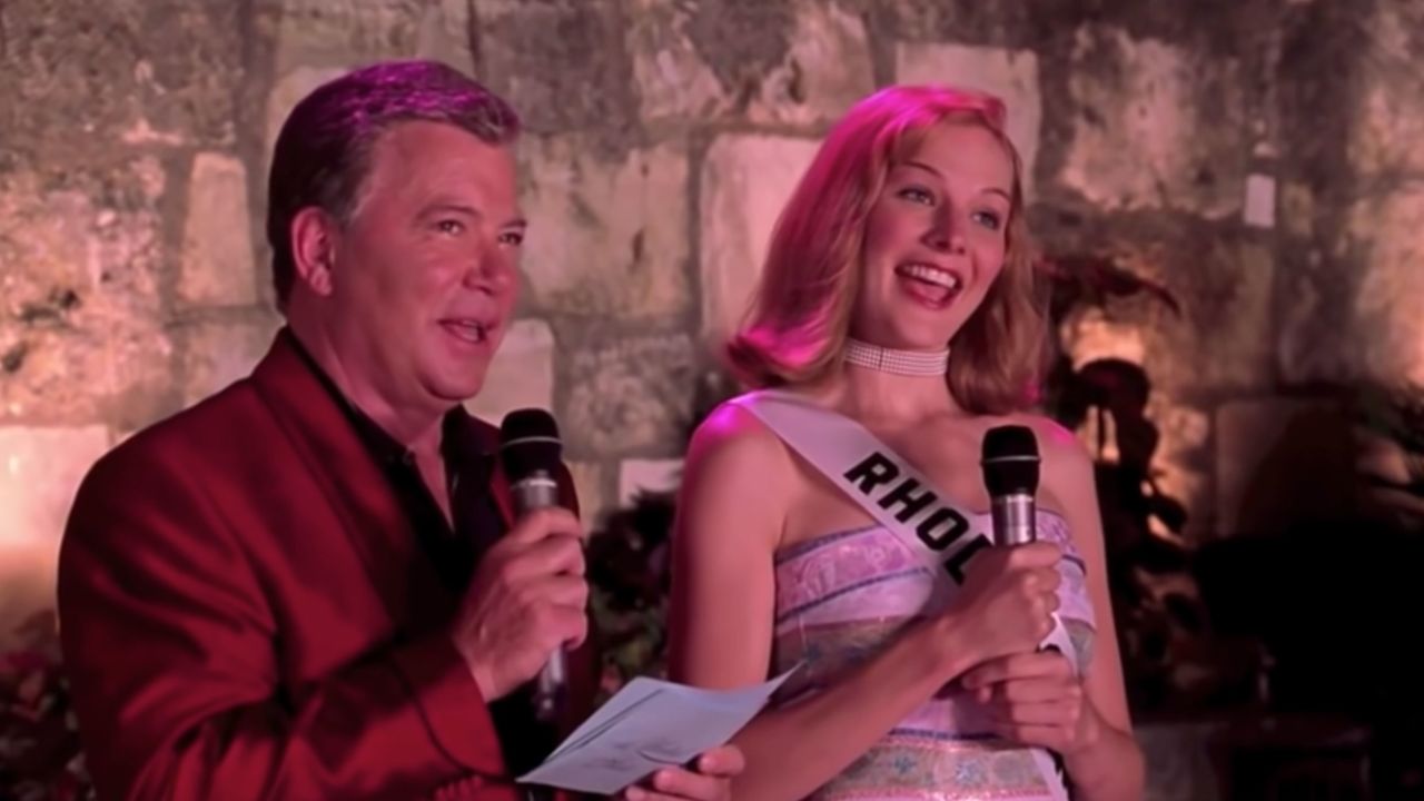 A scene from the movie "Miss Congeniality."