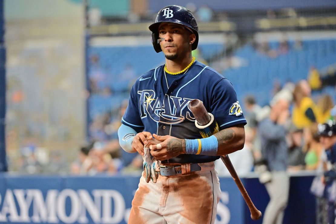 Rays' Wander Franco hits game-tying home run in his major league debut