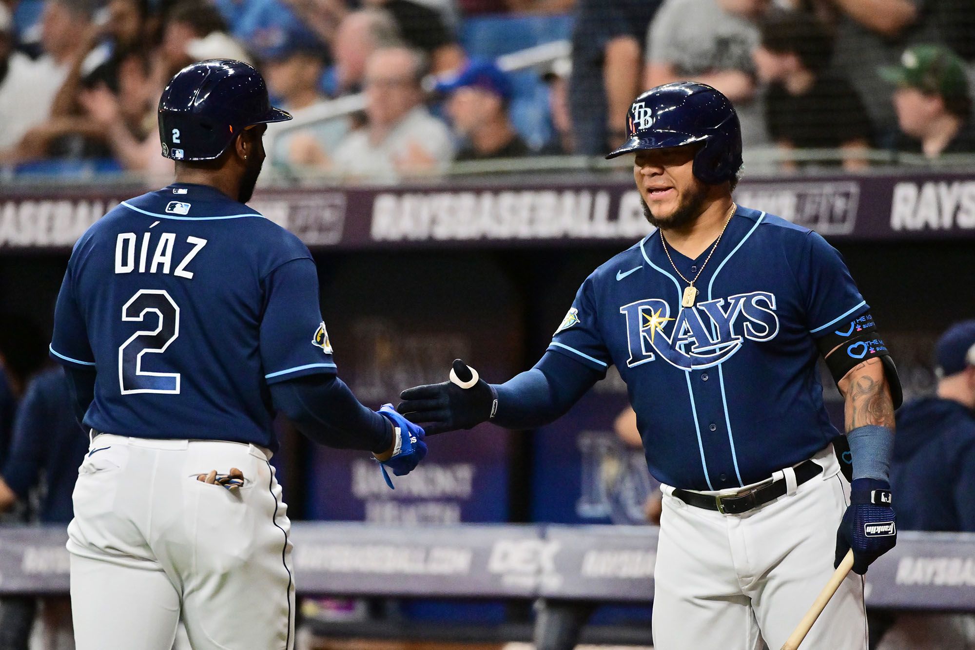 Tampa Bay Rays win MLB-record 14th-straight home game to open season