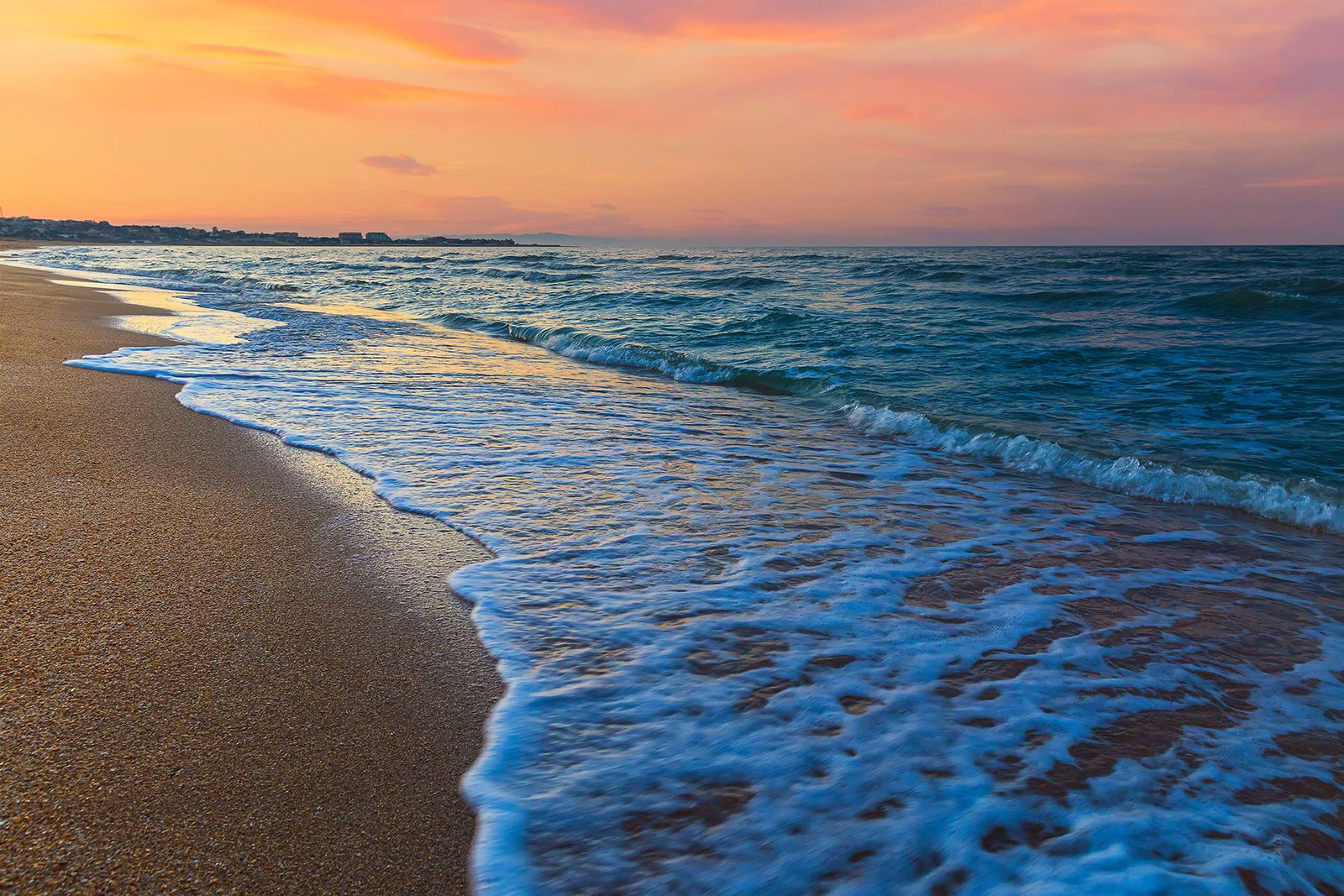 Summertime on the beach in Destin Florida Stock Photo - Alamy