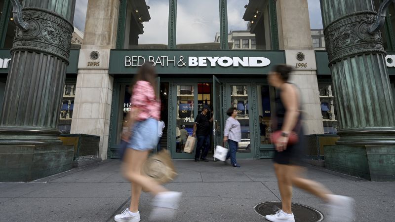 NextImg:The $11.8 billion mistake that led to Bed, Bath & Beyond's demise | CNN Business