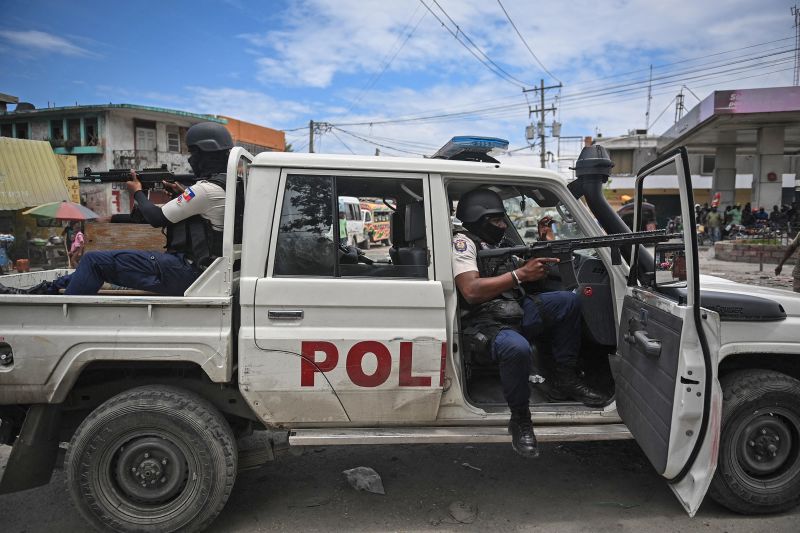 Kenya Police Gets UN Greenlight To Take On Haiti Criminal Gangs CNN   230425161806 01 Haiti Attack Crowds 230425 