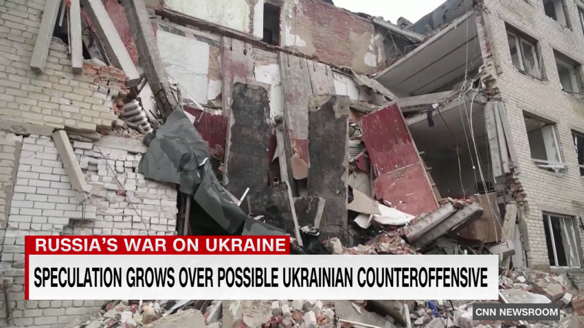 exp ukraine counteroffensive russia war nic robertson pkg FST 042601ASEG2 cnni world_00002515.png