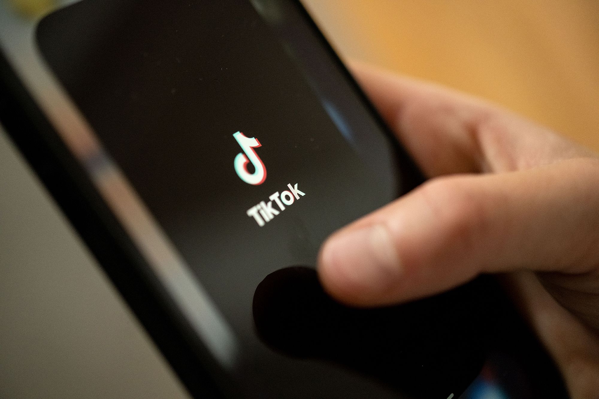 How to Create TikTok Viral, AI-Generated Videos