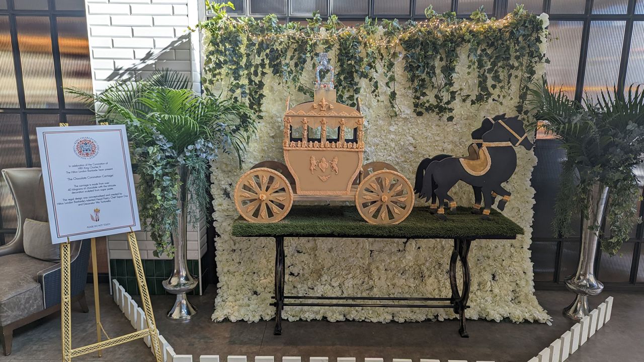 Hilton London Bankside has created a chocolate carriage to celebrate the coronation.