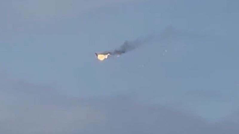 Video: Elite Russian fighter jet on fire after blowing up mid-flight | CNN