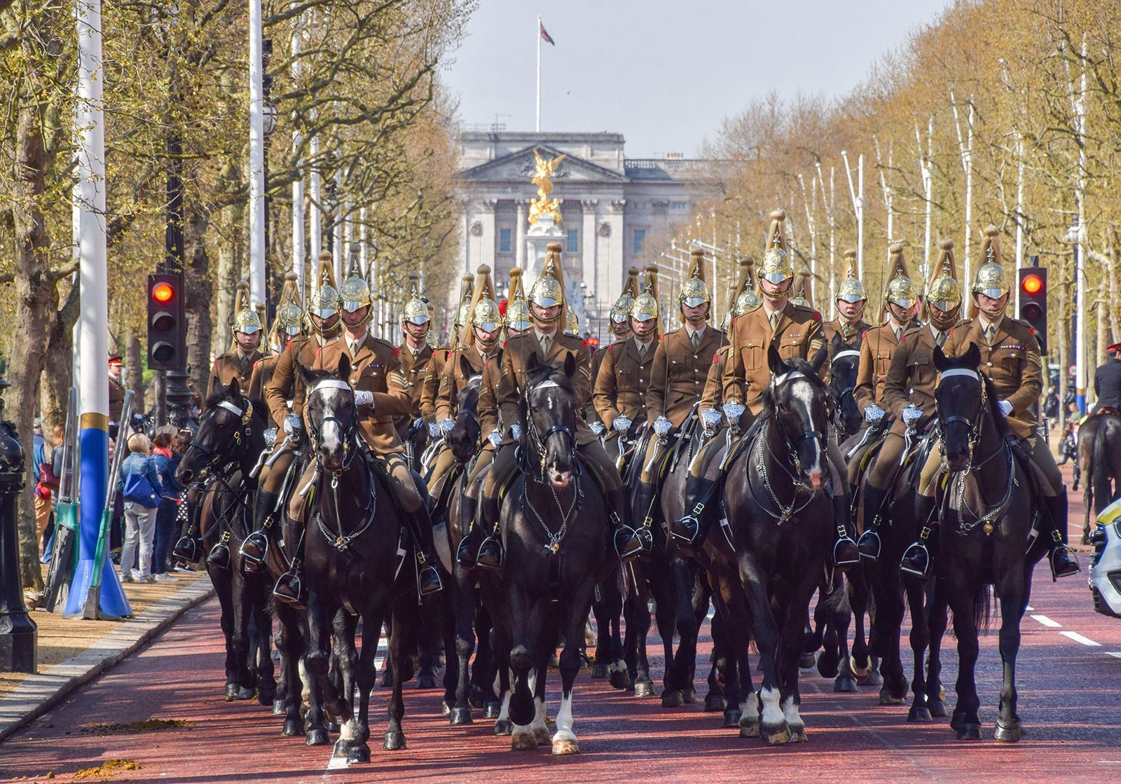 King and Queen 'deeply touched' by nation's celebration of 'glorious'  coronation, UK News