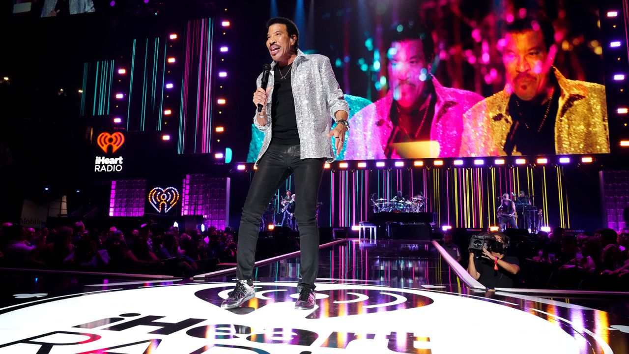 Lionel Richie performs onstage during the 2022 iHeartRadio Music Festival at T-Mobile Arena in Las Vegas, Nevada on September 23, 2022.