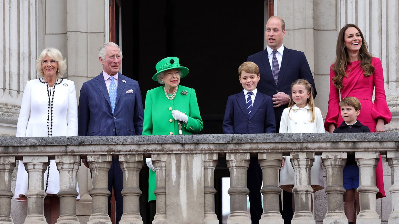 King Charles will wave to the crowds from the balcony at Buckingham Palace as his mother did in 2022.