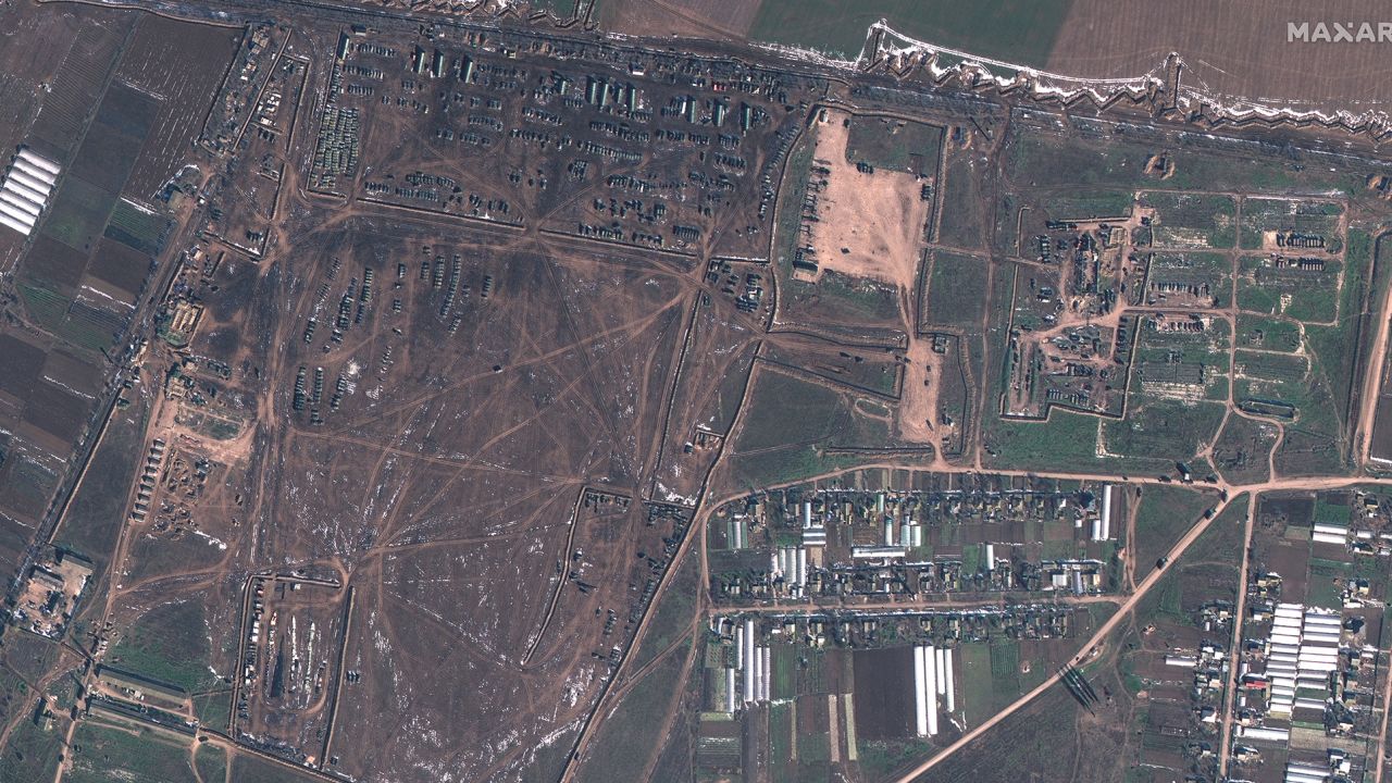Una base rusa que alguna vez estuvo llena en Crimea ahora está prácticamente vacía.