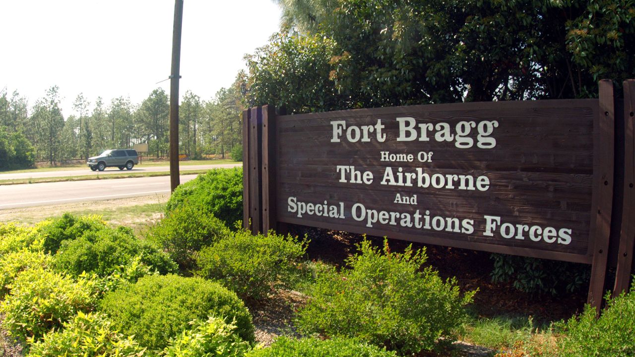 A former US Army soldier has pleaded guilty to possession of an illegal firearm while stationed at Fort Bragg in Fayetteville, North Carolina, last year.