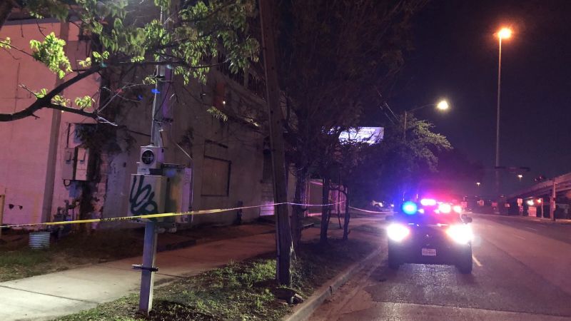 NextImg:Texas man allegedly shot and killed a man who scammed him of $40 in parking fees. Then he resumed his date | CNN