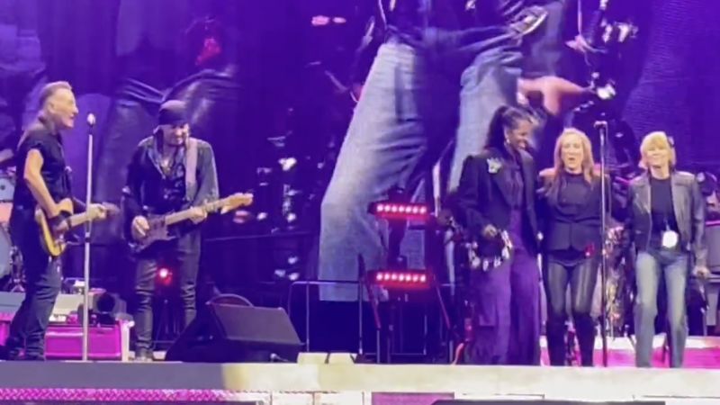 Michelle Obama joins Bruce Springsteen on stage in Barcelona | CNN
