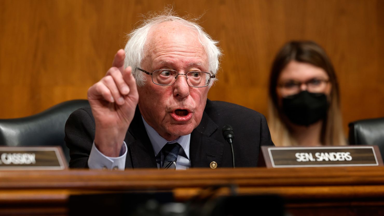 Sanders Brushes Aside Concerns About Bidens Age ‘age Is One Thing I Think Experience Is 9116