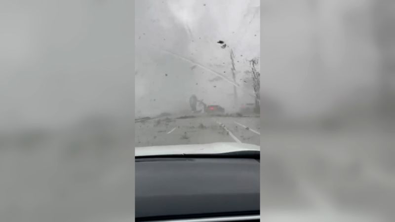 Video shows tornado flipping car in Florida