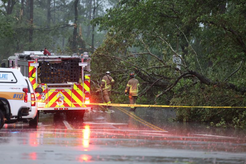 Up To 100 Homes Damaged And Schools Closed After Tornado Strikes   230430213720 01 Virginia Beach Storm Damage 0430 