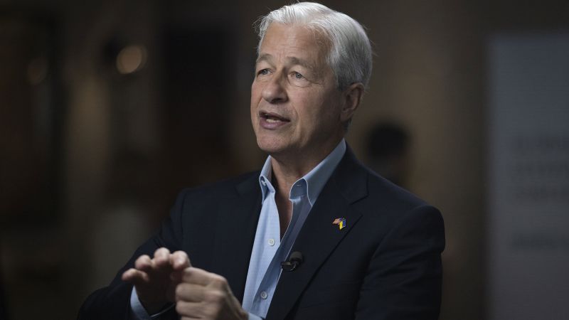 Read more about the article Jamie Dimon warns of a commercial real estate downturn – CNN