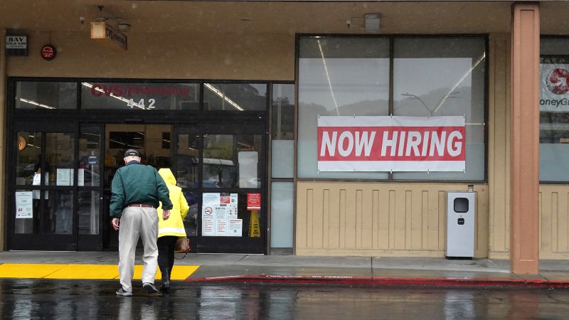 NextImg:What to expect from the jobs report | CNN Business