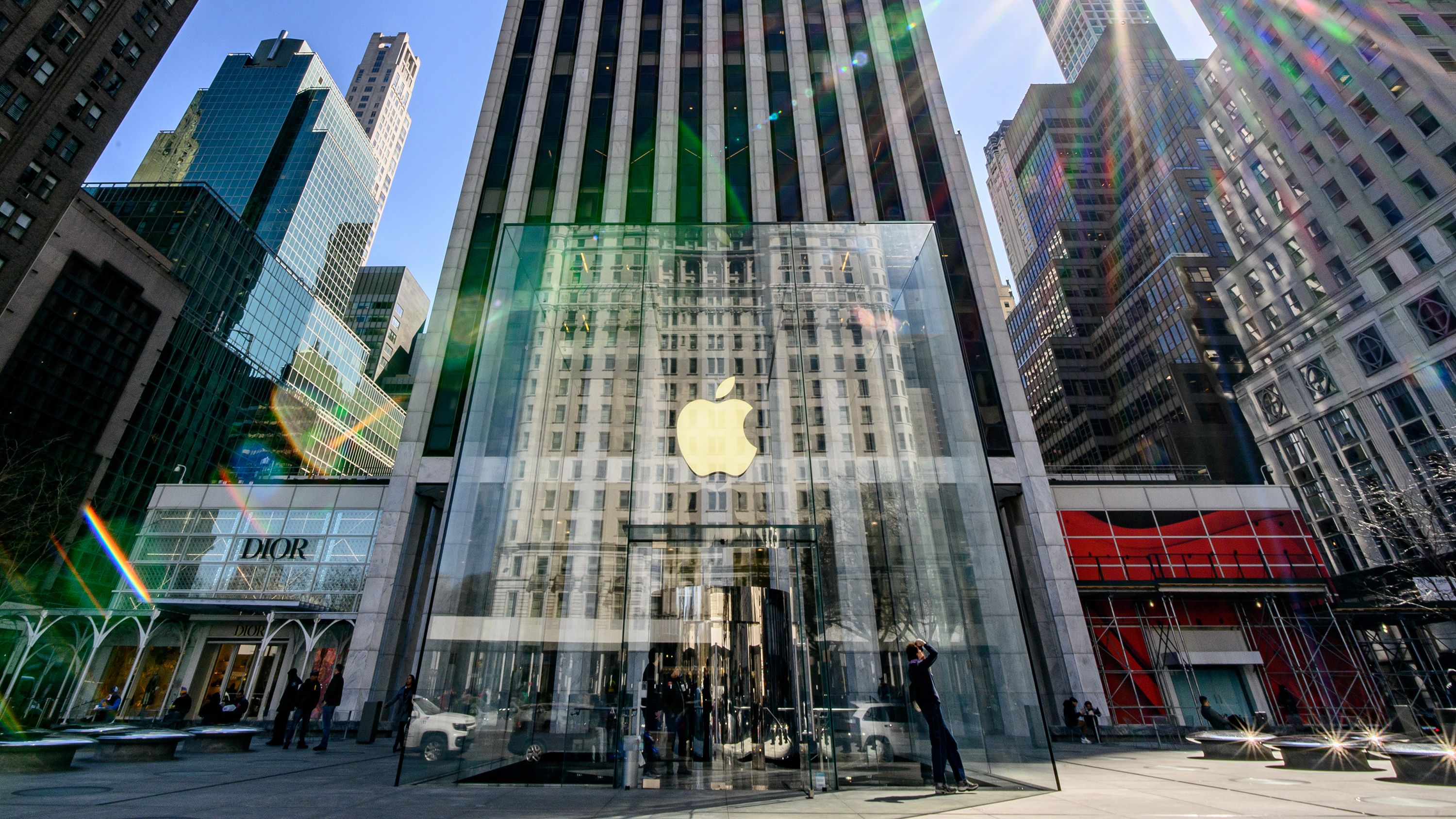 Apple's new Apple Store in Singapore is a work of art